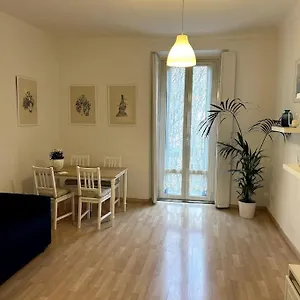 Elegante In Centro Apartment Milan